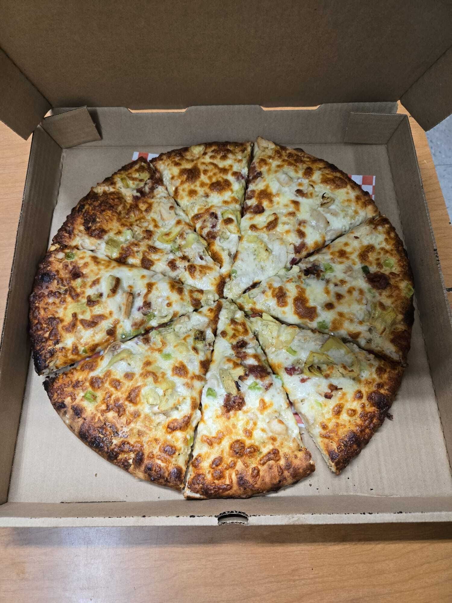 Summervilles Bar and Restaurant Pizza